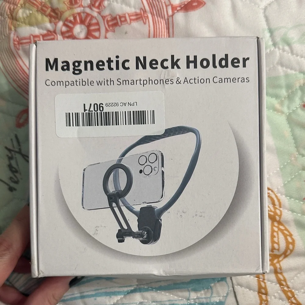 Magnetic Neck Holder for Smartphones and Cameras